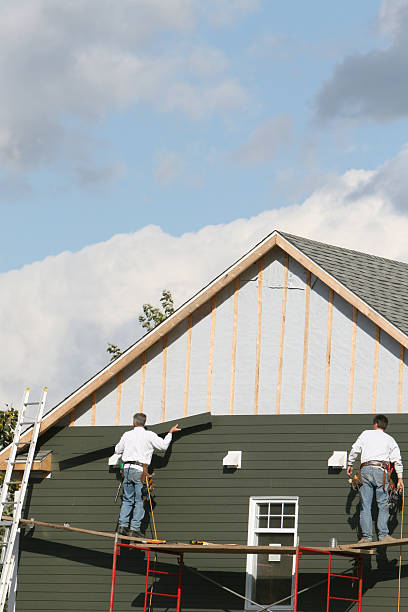 How To Choose The Right Materials for Your Siding Installation in 'Devens, MA